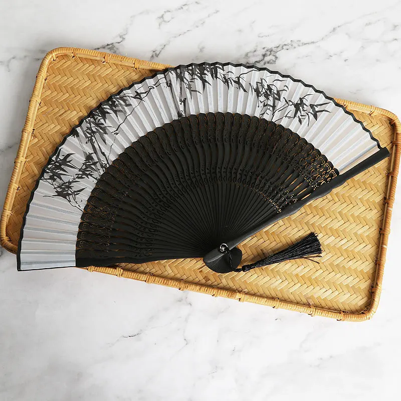 Складной веер Chinoiserie из павлиньего пера, летний женский 7-дюймовый портативный веер для танцев из шелкового бамбука в стиле ретро